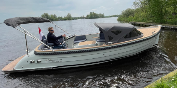 Waterspoor 717 Aviator Yanmar 110pk